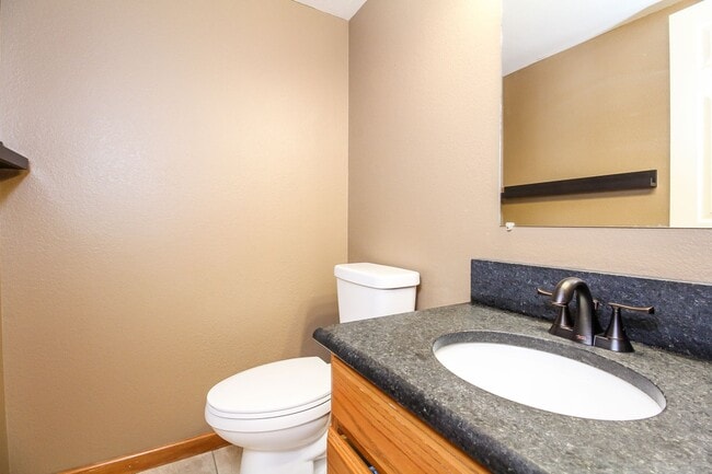 Building Photo - Spacious 3-Bedroom Home with Unfinished Basement in Prime Midtown Fort Collins Location