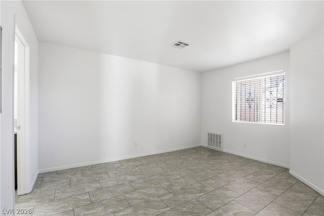 Building Photo - 3683 Lucido Dr