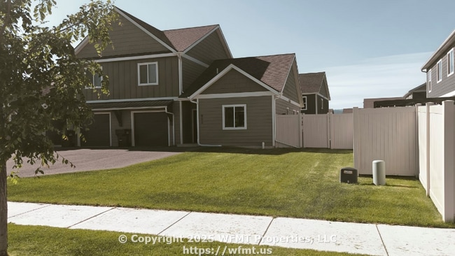 Building Photo - 852 S Camas Ln