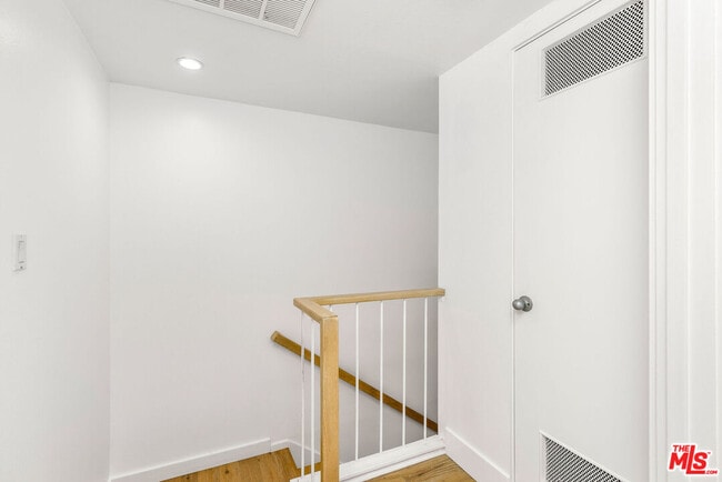 Building Photo - 13107 Mindanao Wy