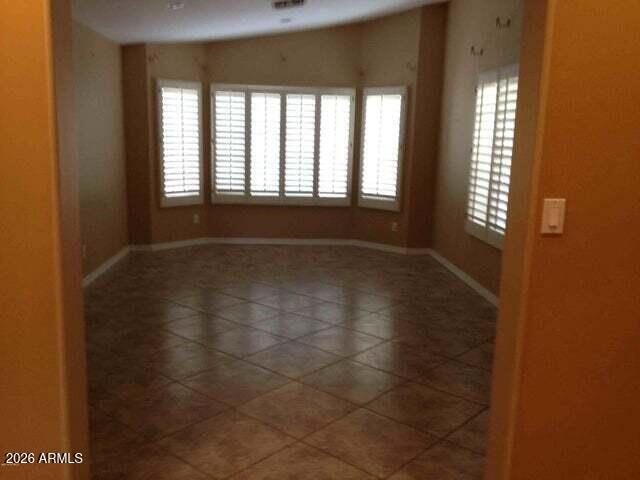 Building Photo - 2713 E Verbena Dr