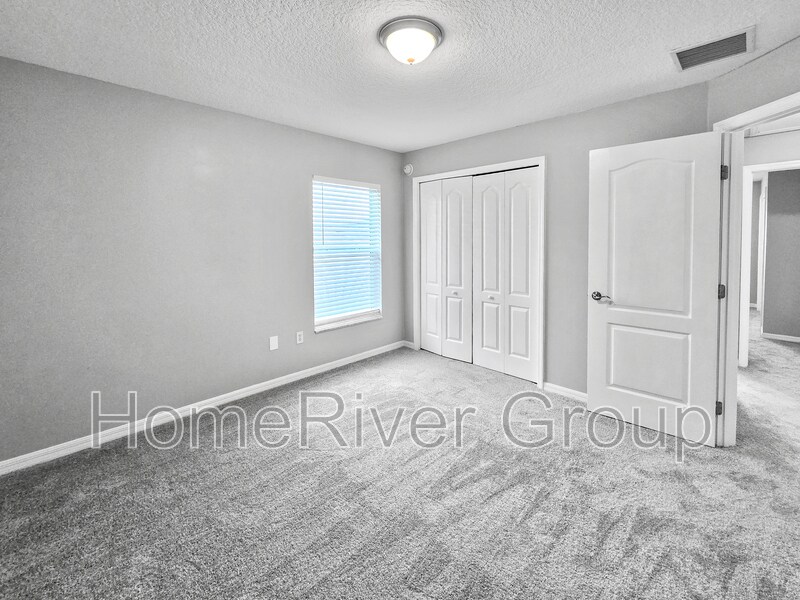Building Photo - 6051 SW 81st St