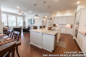 Building Photo - 22419 Carriage Bush