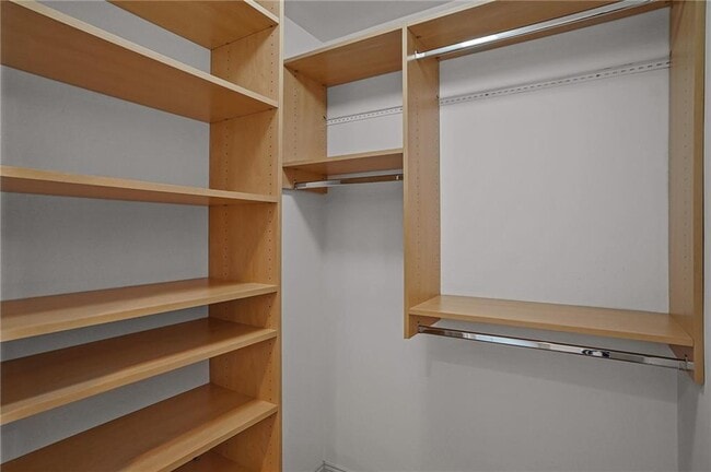 Building Photo - 109 Vistas Ct