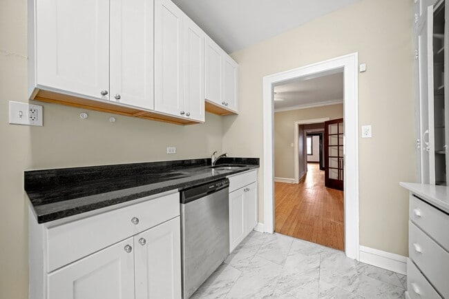 Building Photo - 230 Elmwood Ave