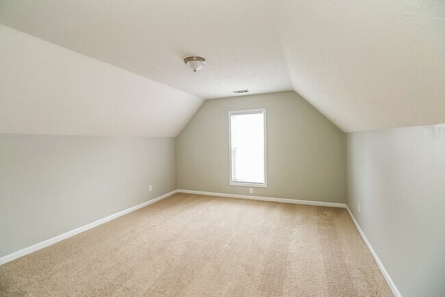 Building Photo - 77 Harbour Town Cove