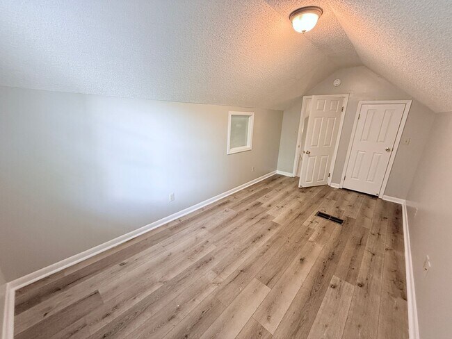 Building Photo - 1311M Access Rd