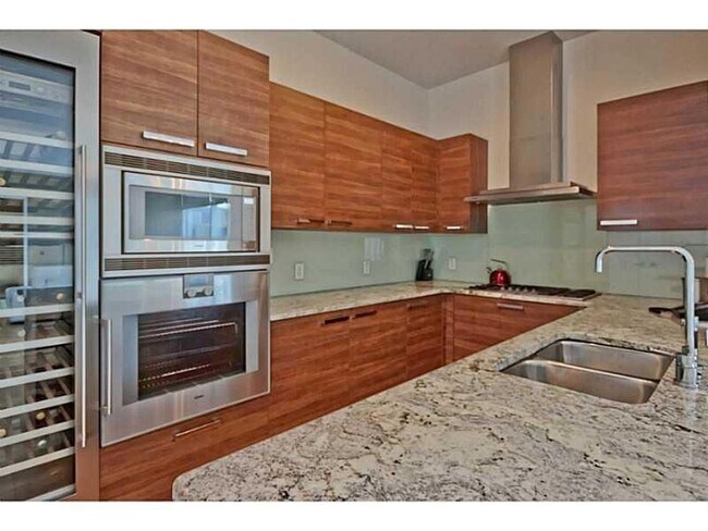 Building Photo - 45 Ivan Allen Jr Blvd NW