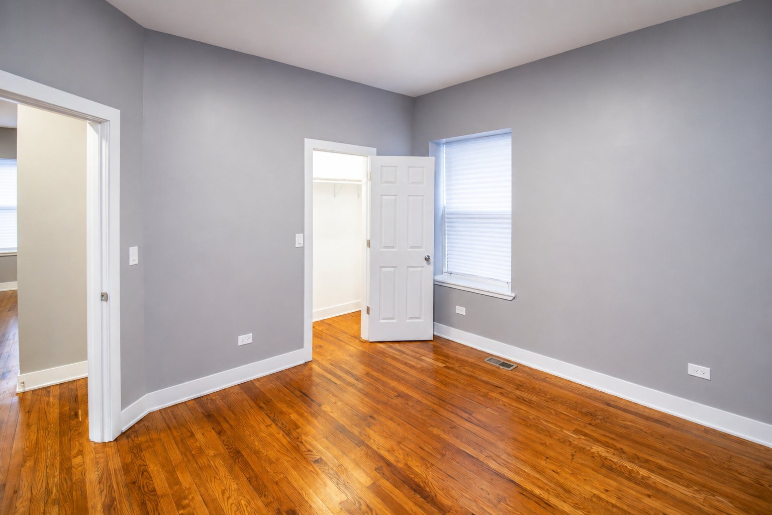 Building Photo - 5310 S Harper Ave