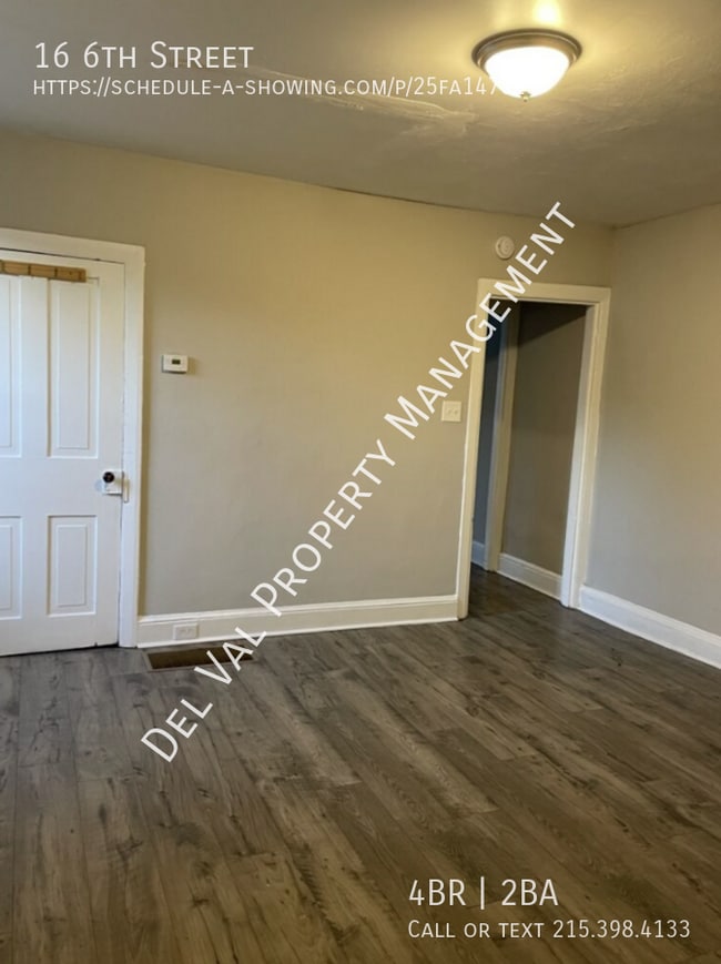 Building Photo - 16 6th St