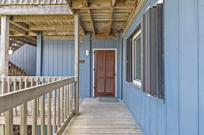 Building Photo - 2210 New River Inlet Rd