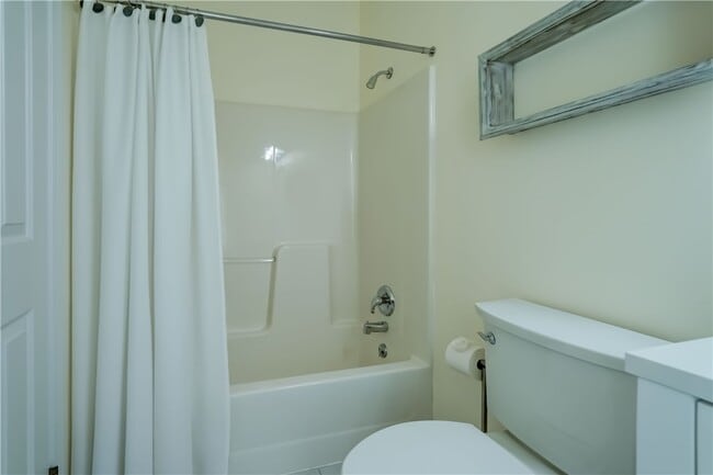 Building Photo - 83 Angels Path