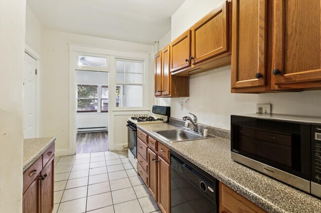 Building Photo - 4618 15th St NW