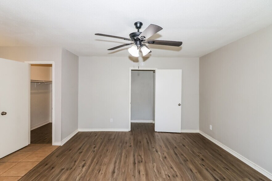 Building Photo - 4931 Fitzwater Dr