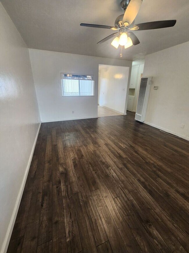 Building Photo - SUMMER SPECIAL: 1 Month Free-Open Floor Plan - 2BR/1BA