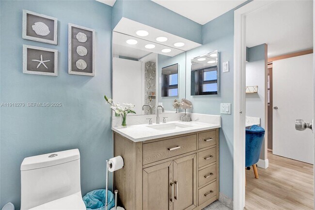 Building Photo - 2301 S Ocean Dr