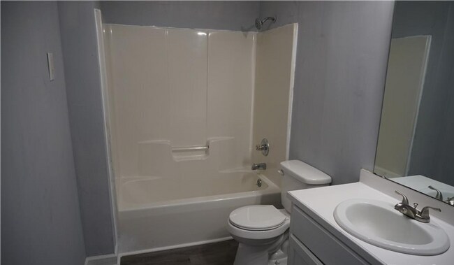 Building Photo - Quiet Home with Large COvered front porch ...