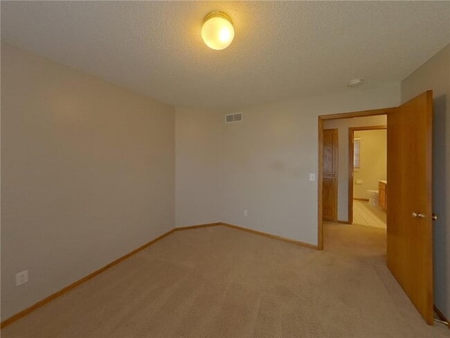 Building Photo - 10071 Raleigh Ct