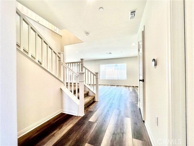 Building Photo - 2429 Ellendale Dr