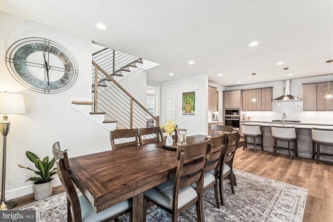 Building Photo - 42023 Spring Air Dr