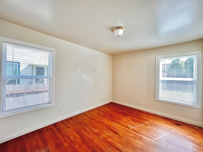 Building Photo - Recently Renovated House With Fenced Back ...