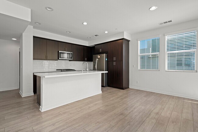 Building Photo - 2058 Quartet Loop