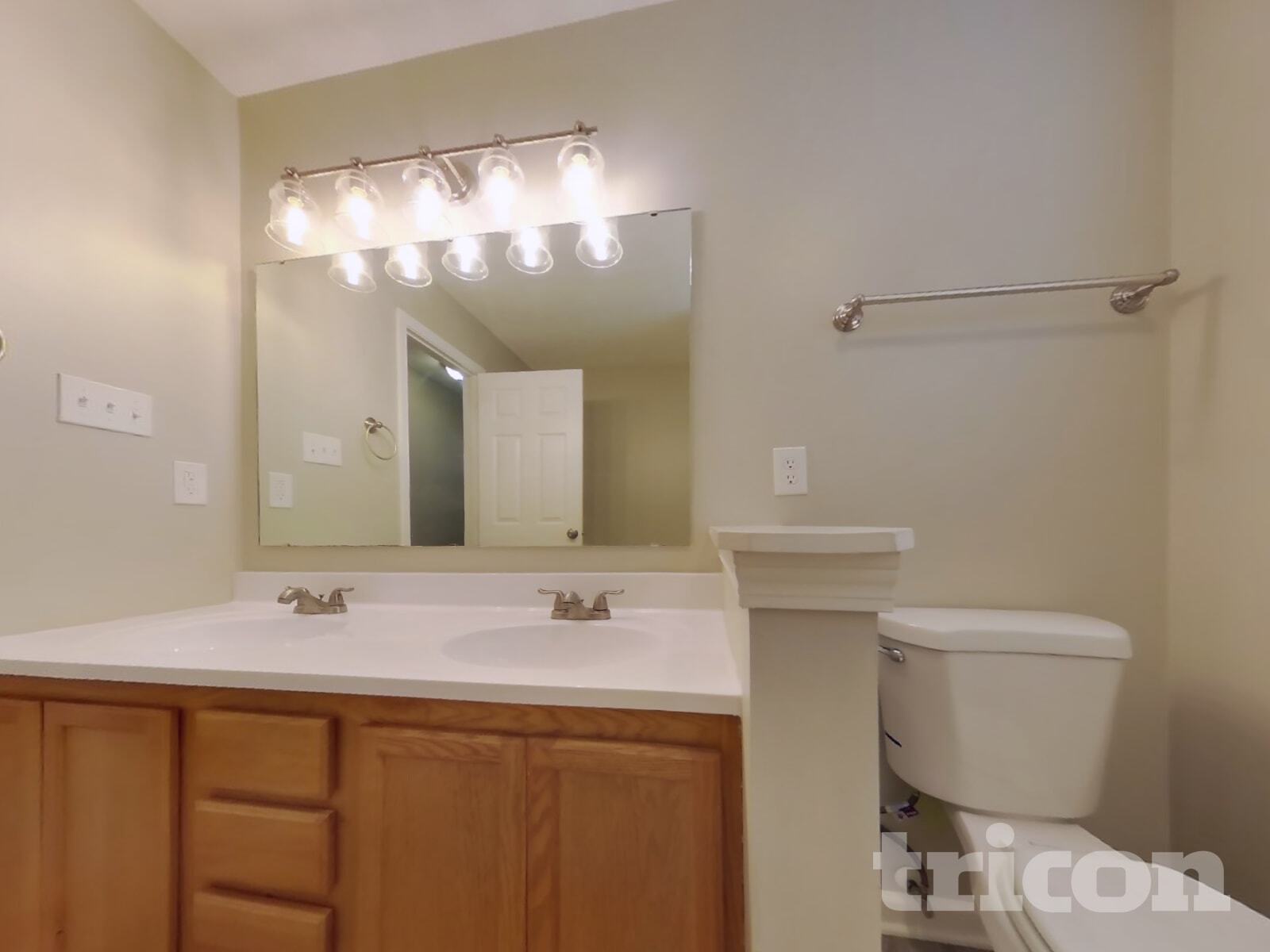 Building Photo - 8596 Captain Dr