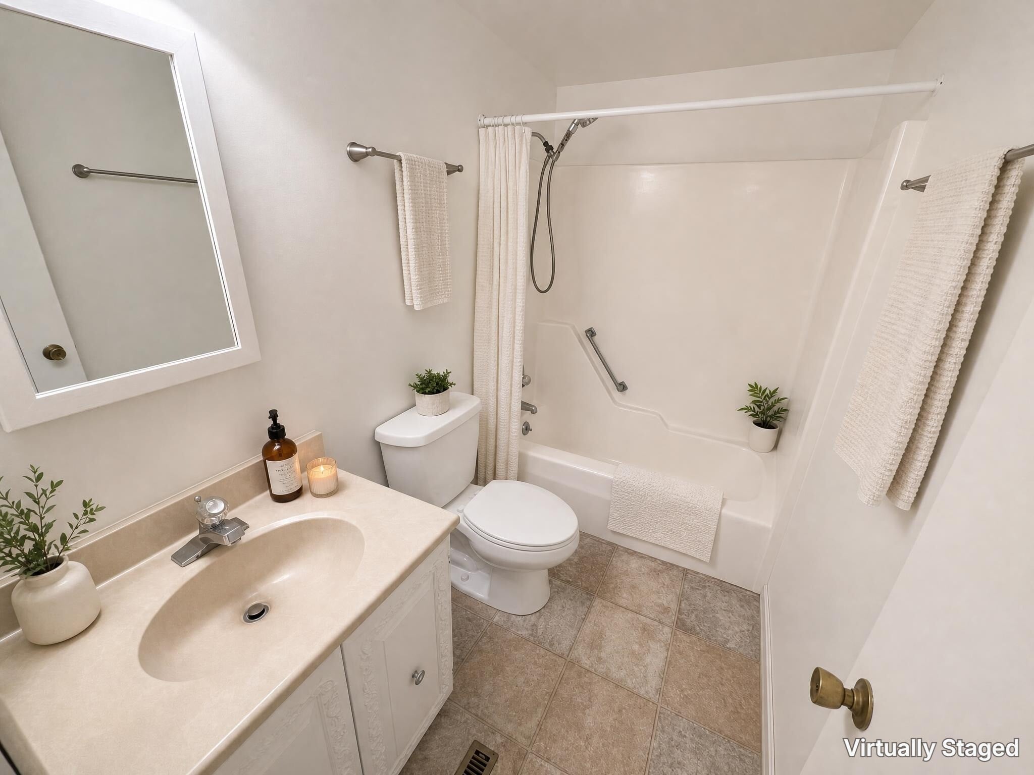 Building Photo - 435 Cedarcrest Dr