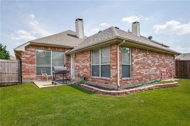 Building Photo - 3516 Kales Ln