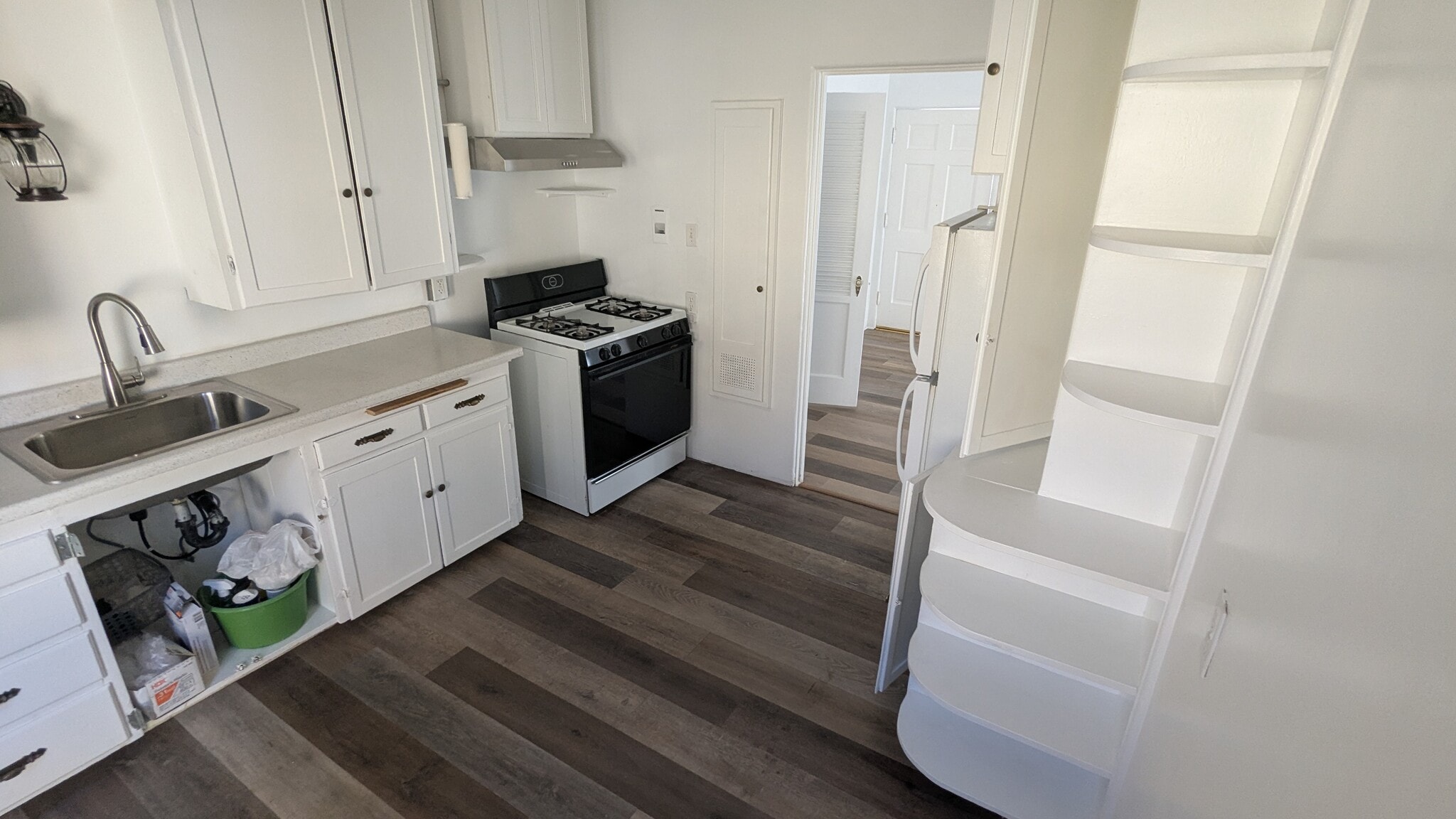 updated: kitchen - 10204 Fairgrove Ave