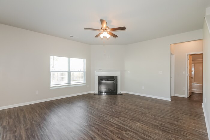 Building Photo - 1321 Eldrick Ln
