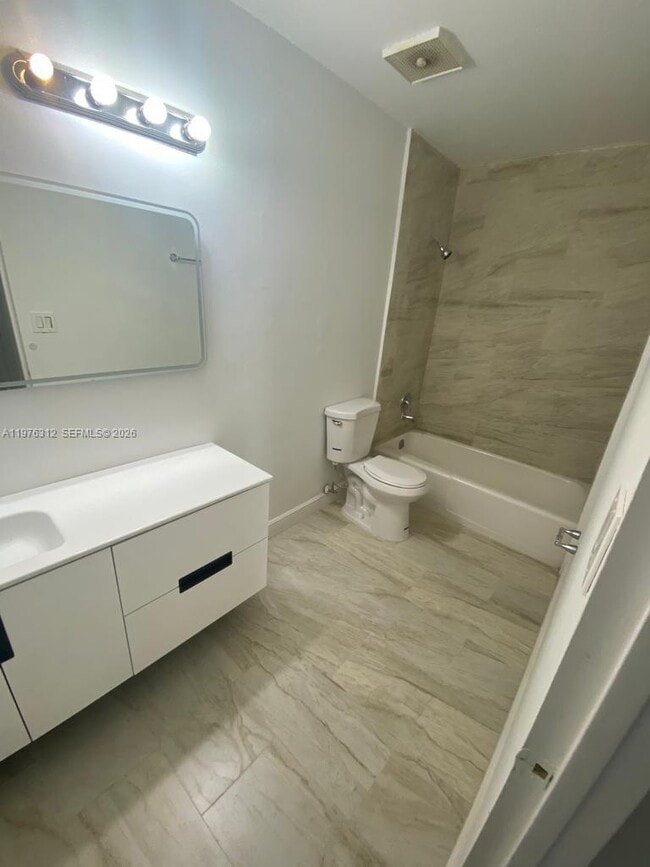 Building Photo - 5122 NW 79th Ave