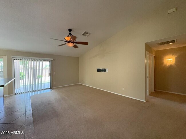 Building Photo - 3451 Plaza Candida