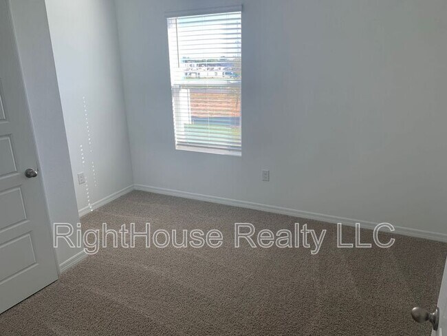 Building Photo - 3425 Nettle Loop