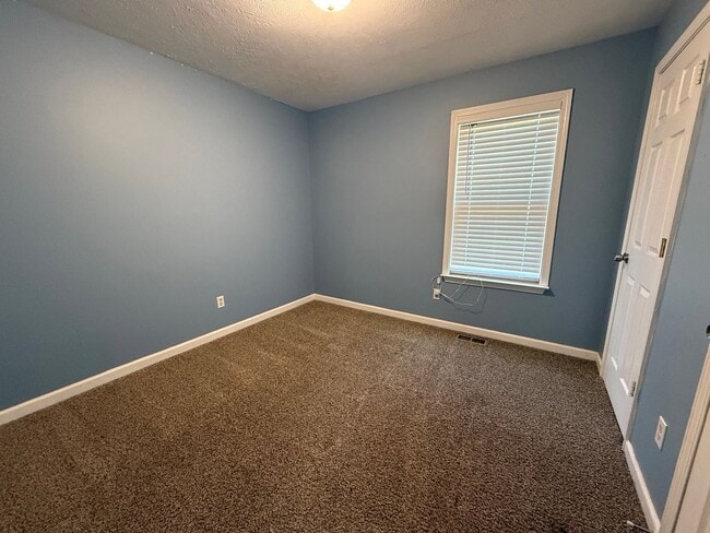 Building Photo - Charming 3-Bedroom Home with Large Lot