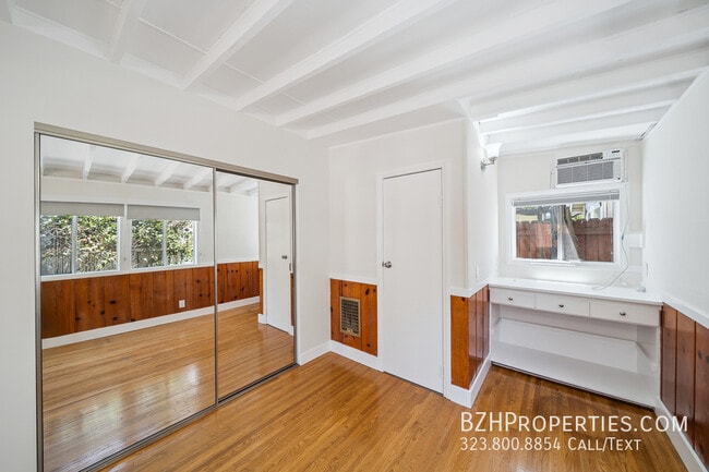 Building Photo - 503 Burchett St