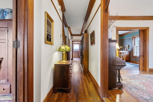 Building Photo - 69 Union Ave