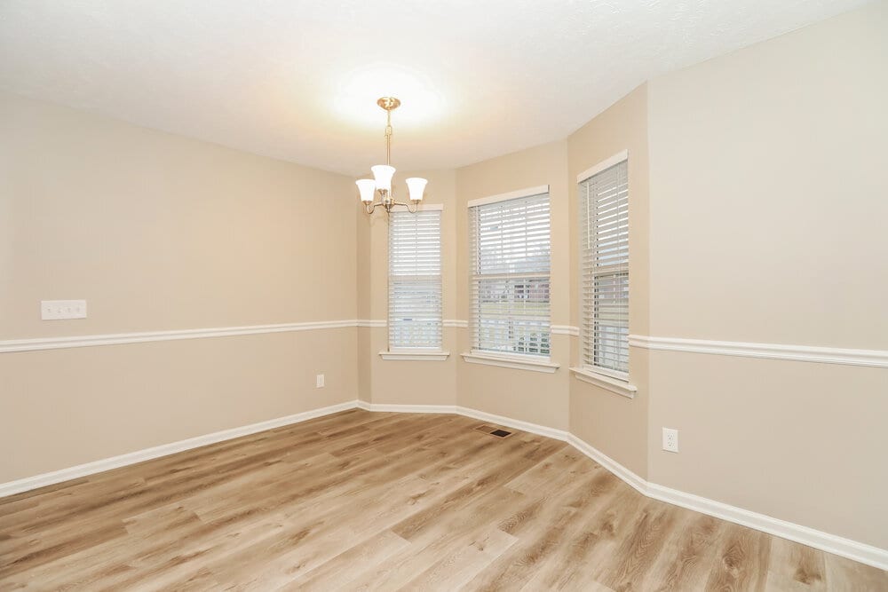 Building Photo - 510 Pointe Clear Dr