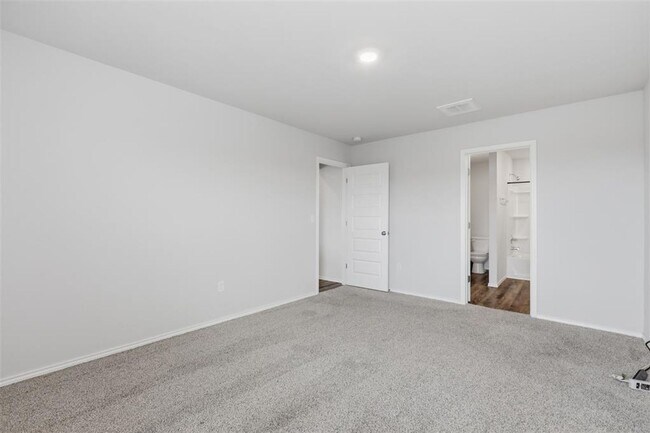 Building Photo - 11832 NW 94th St