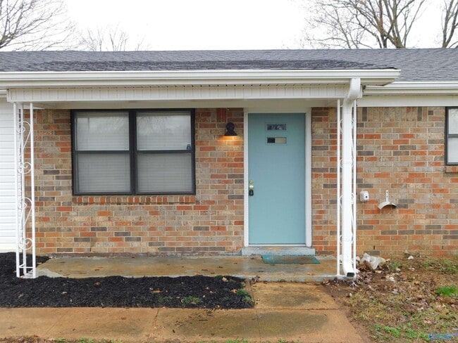Building Photo - 270 Joe Quick Rd