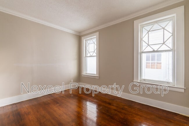 Building Photo - 2004 Walker Ave