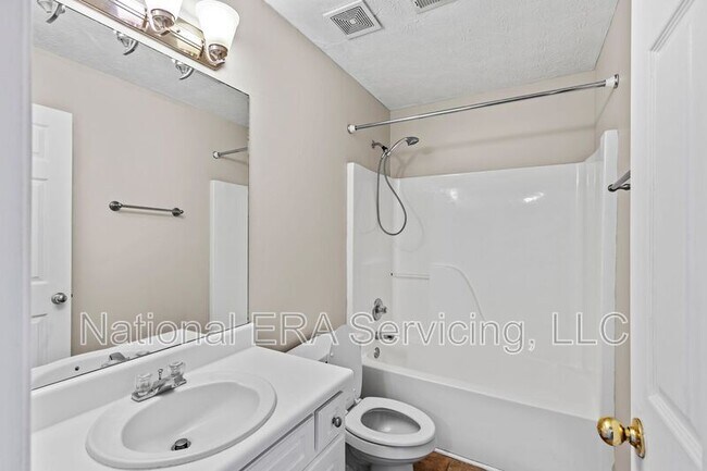 Building Photo - 185 Vintage Dr