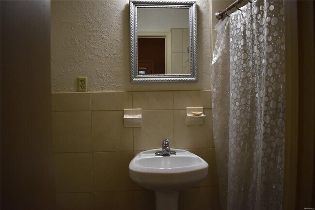 Building Photo - 414 Arrowhead Dr