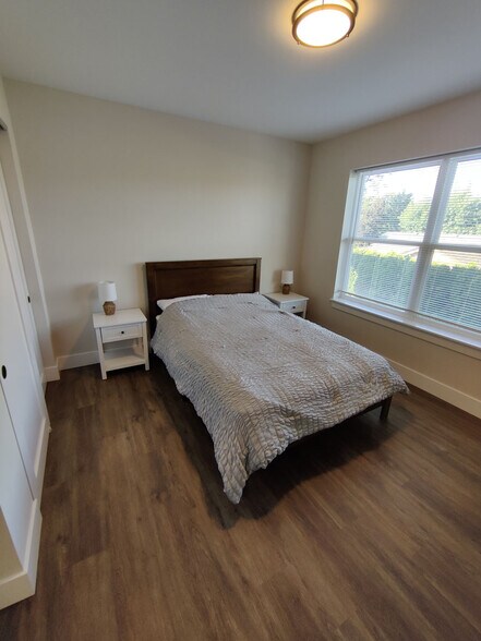 Building Photo - 1205 Fuller St