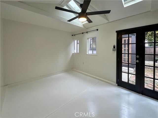 Building Photo - 3624 E 8th St