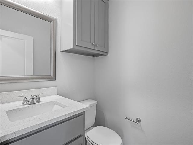 Building Photo - 524 Marbella