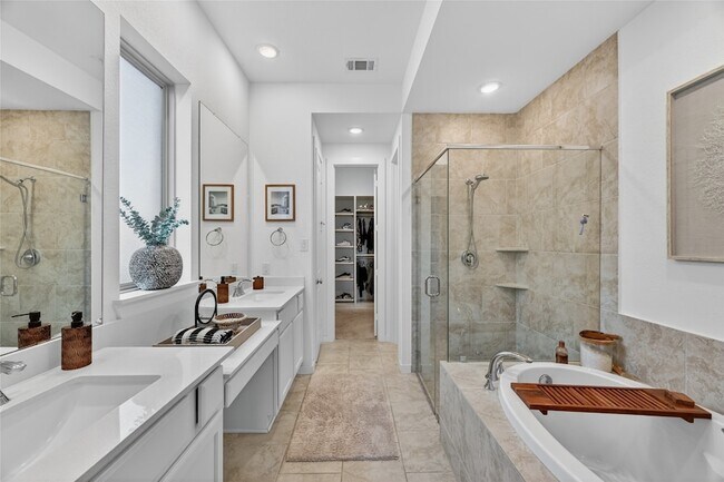 Building Photo - 4439 Stone Ridge Ln