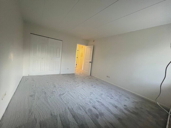 Building Photo - 228 E Bailey Rd