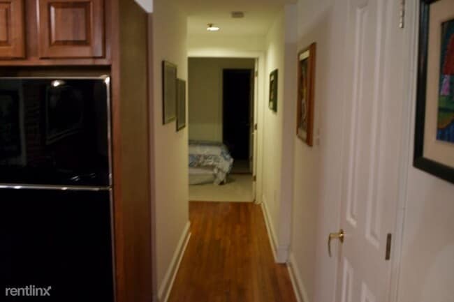 Building Photo - 1 br, 1 bath Condo - 1514 21st NW 1 Unit 1