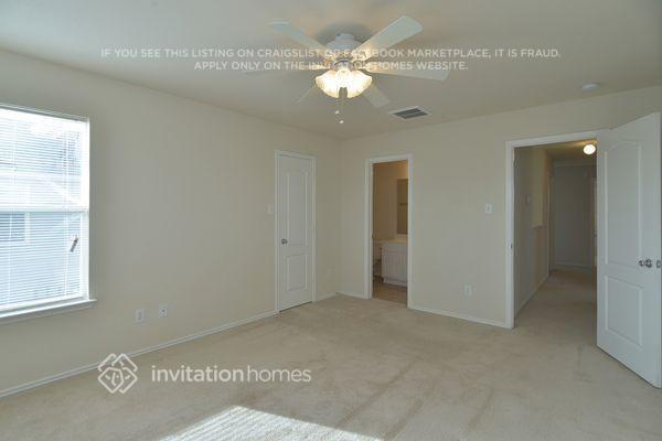 Building Photo - 3515 Avalon Castle Dr